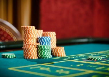 jam350 slot mobile app interface showing live blackjack table on smartphone screen